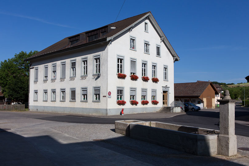 Schulhaus in Gächlingen