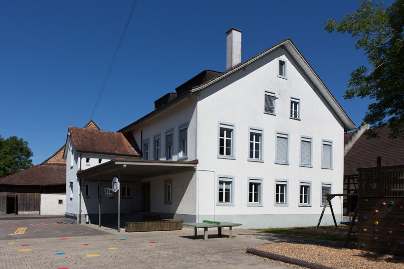 Schulhaus in Gächlingen