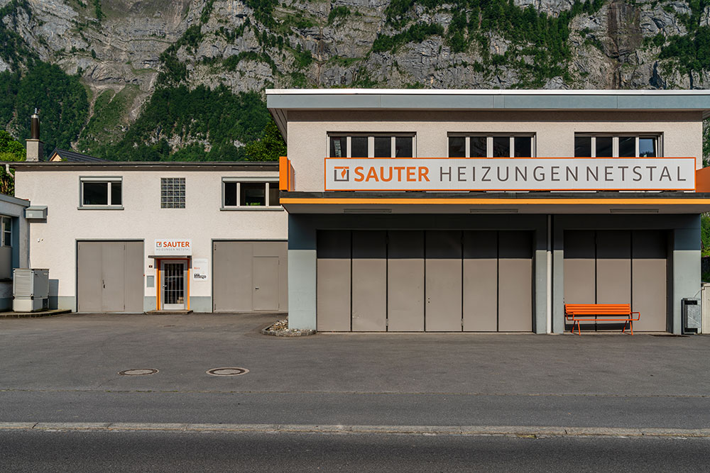 Landstrasse Netstal