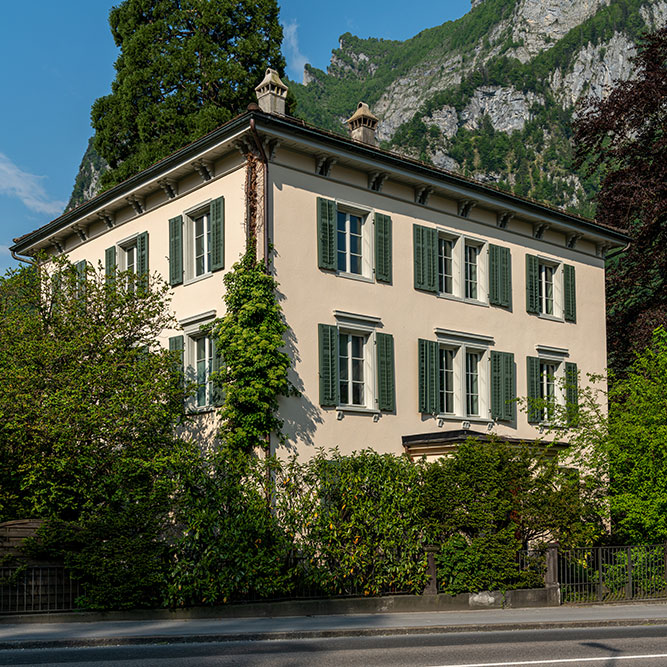 Landstrasse Netstal