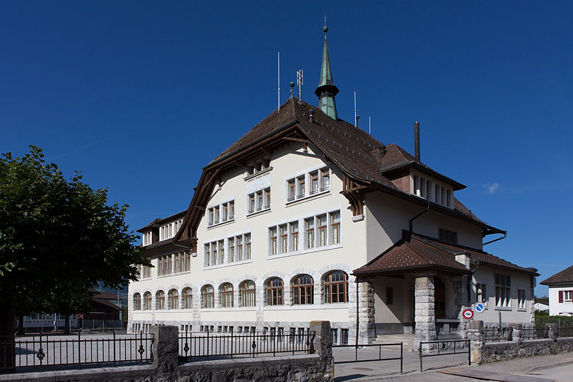 Ecole primaire à Broc