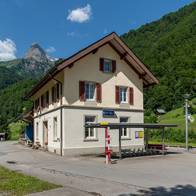 Bahnhof Rüti GL