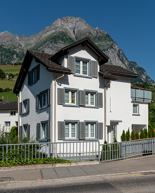 Hauptstrasse Mitlödi
