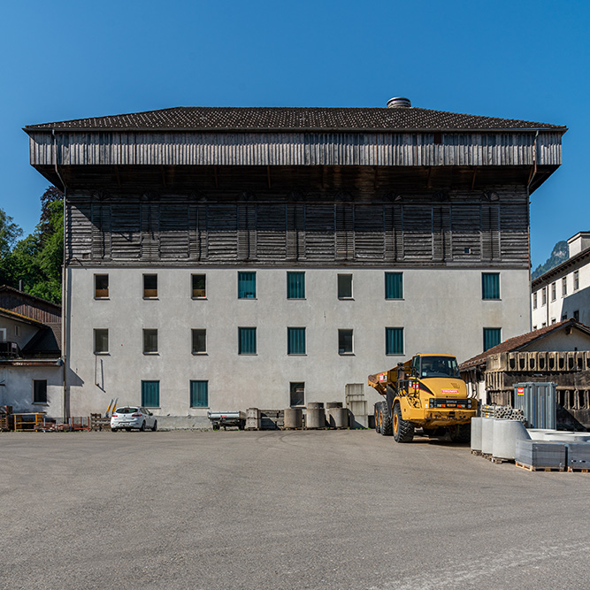 Hänggiturm in Mitlödi