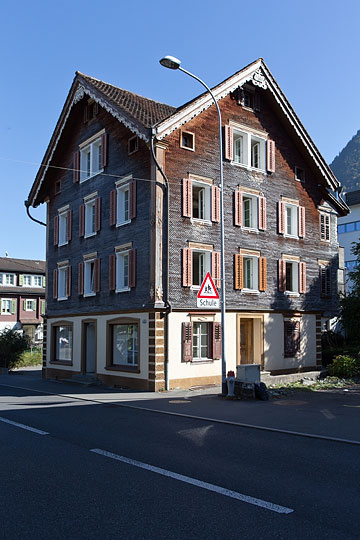 Wohnhaus Beckenriederstrasse 4