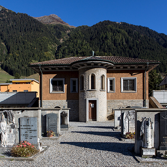 Friedhof in Airolo