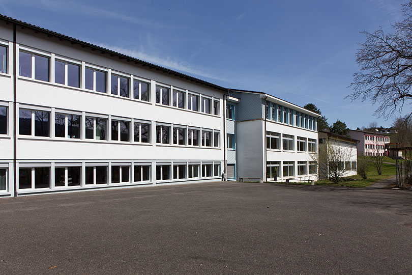 Ecole secondaire à Viques