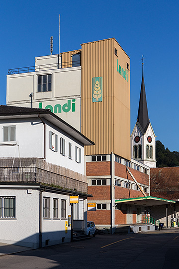 Post, Landi, Pfarrkirche in Menznau