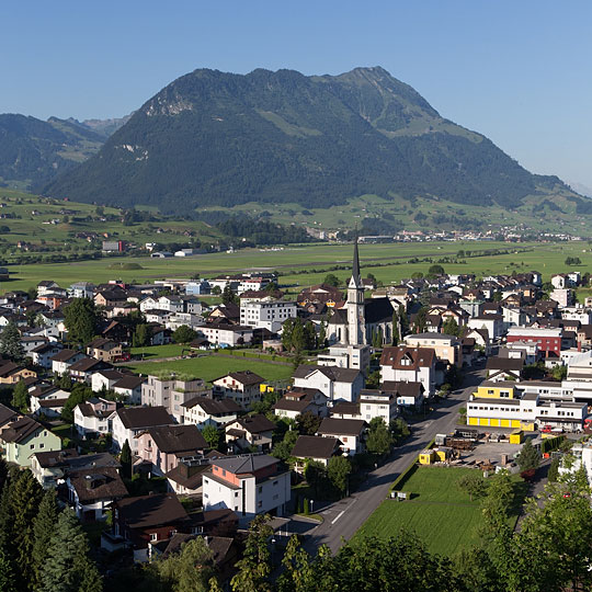 Ennetbürgen mit Buochser Flugplatz und Stanserhorn