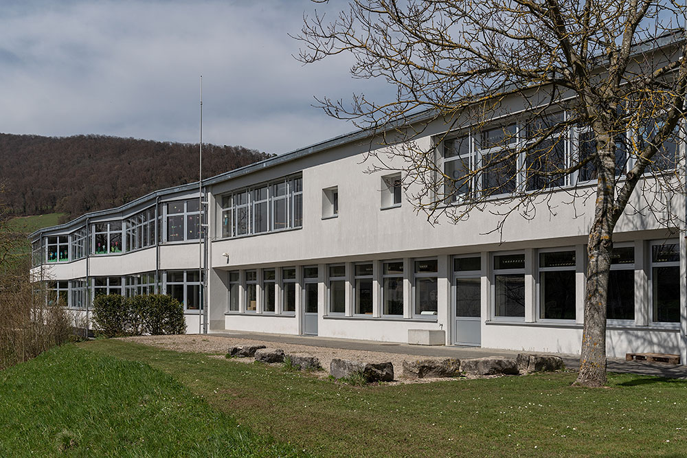 Schulhaus 1995
