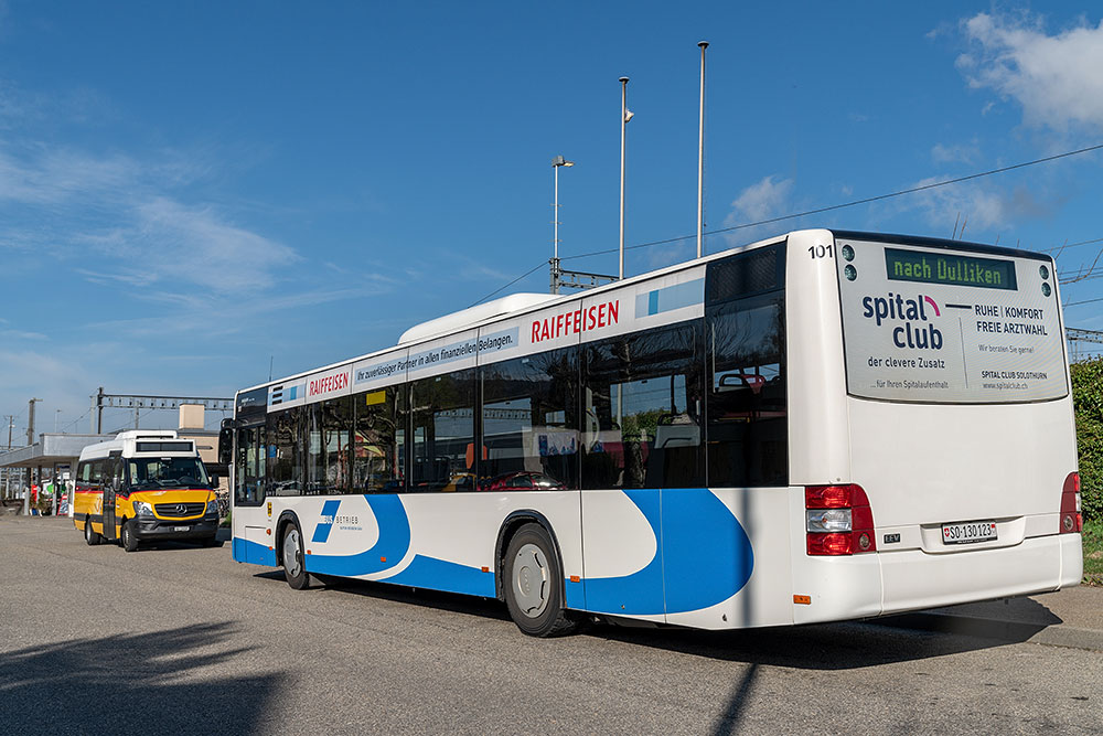 Linienbus in Däniken