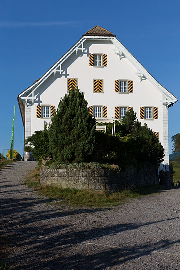 Leutschenhaus in Freienbach