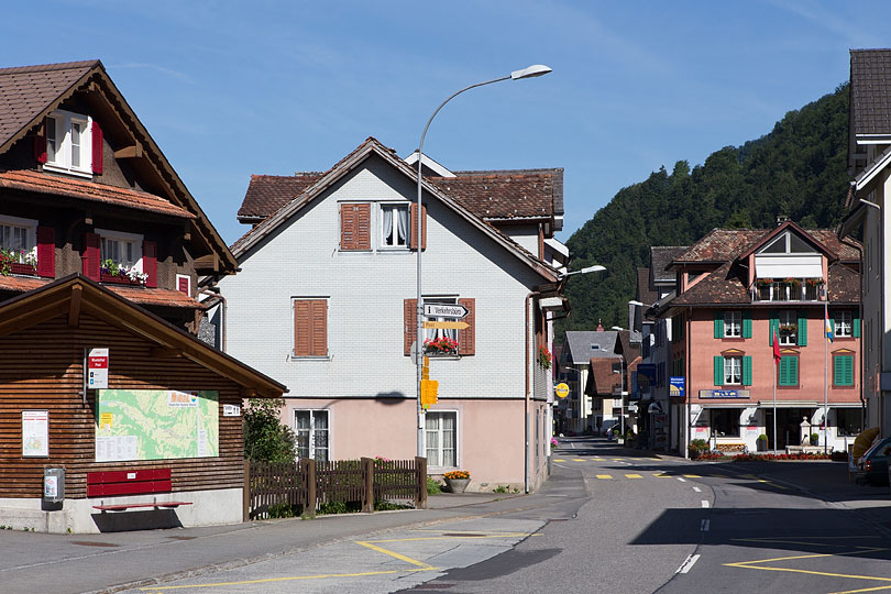 Hauptstrasse in Muotathal