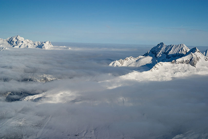 Blick vom Gemsstock aufs Nebelmeer