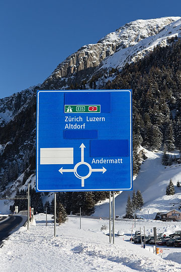 Fahrtrichtungen Andermatt