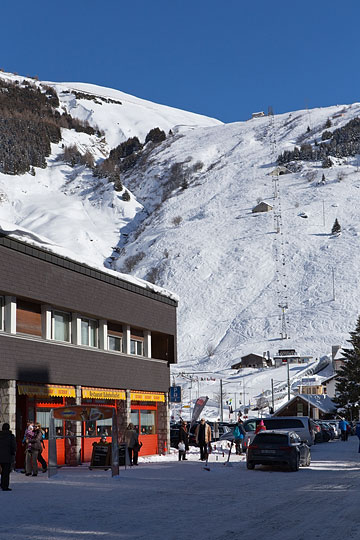 Bahnhof mit Blick zum Skilift Nätschen