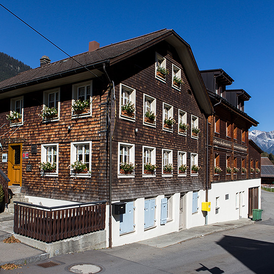 Gasthaus im Feld in Gurtnellen Dorf