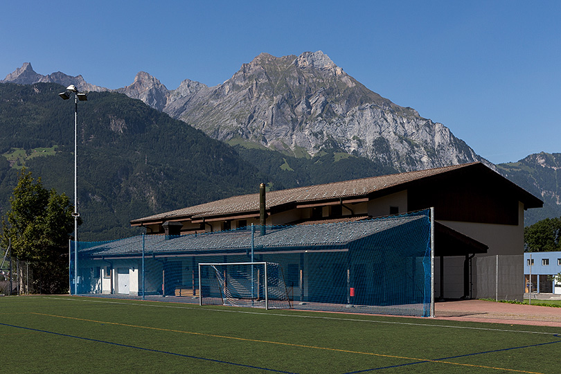 Sportplatz und Turnhalle Grundmatte