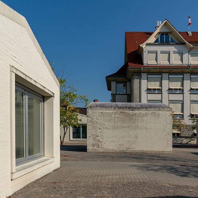 Schulhaus Dorf in Rüschlikon