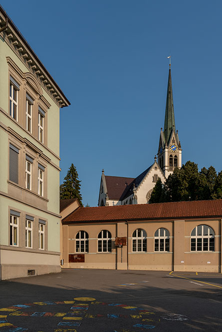 Schulhaus Töss in Richterswil