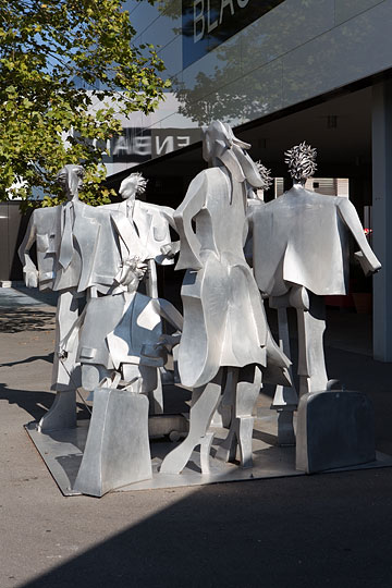 Skulptur von Kurt Laurenz Moser beim Shopping Center