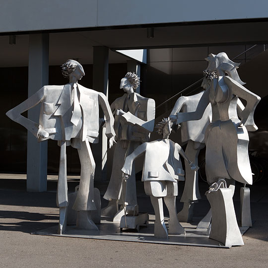 Skulptur von Kurt Laurenz Moser beim Shopping Center
