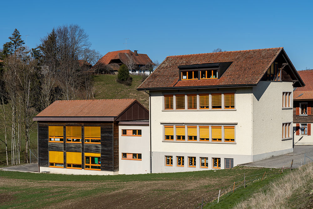 Ecole à Zénauva