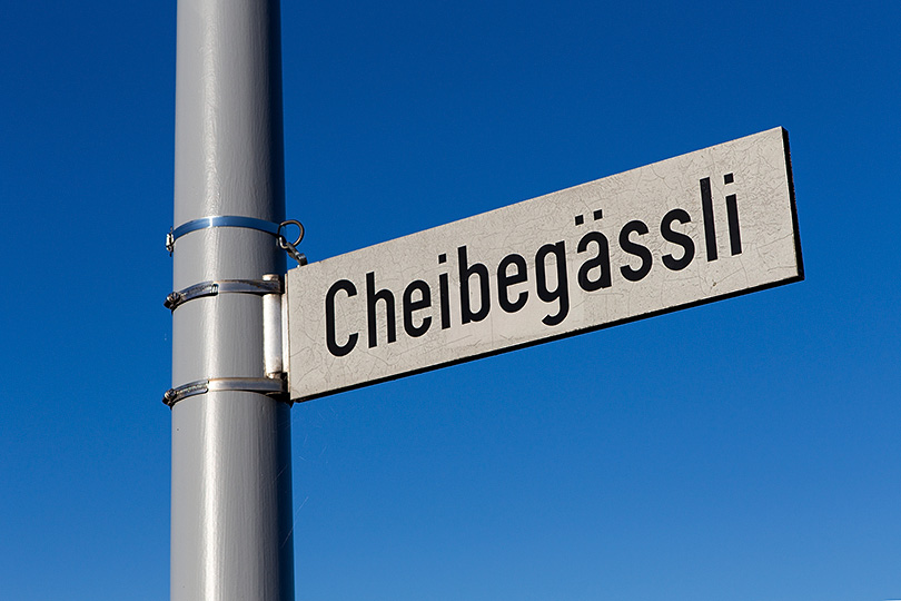 Strassenschild Cheibegässli