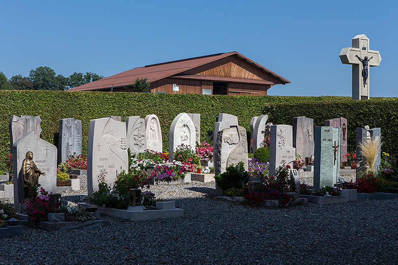 Friedhof in Mettmenschongau