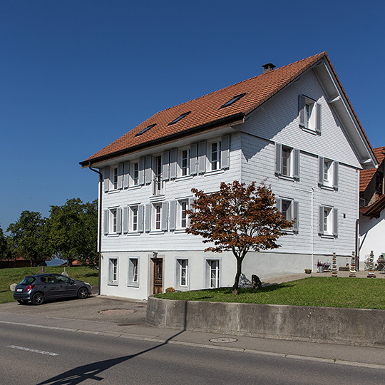 Wohnhaus in Mettmenschongau