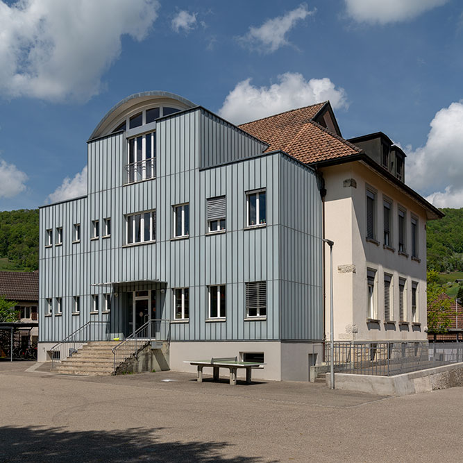 Schulhaus 1906 in Erlinsbach