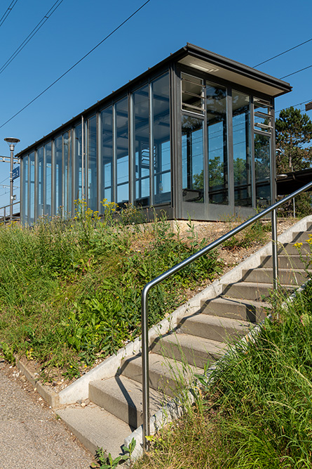 Warteraum beim Bahnhof