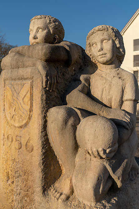 Brunnen beim Schulhaus Kretz