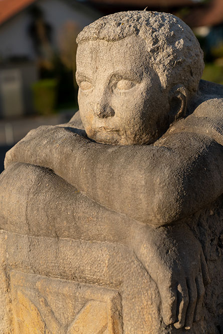 Brunnen beim Schulhaus Kretz