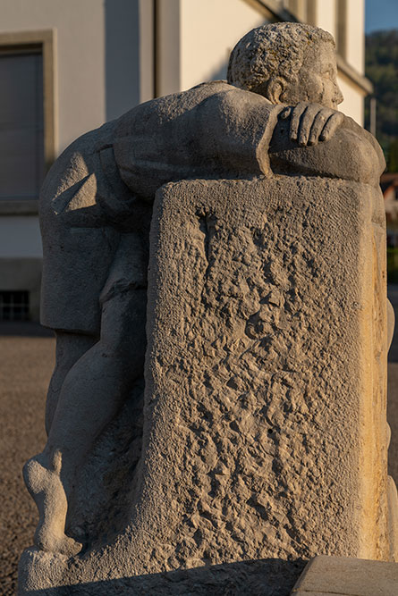 Brunnen beim Schulhaus Kretz