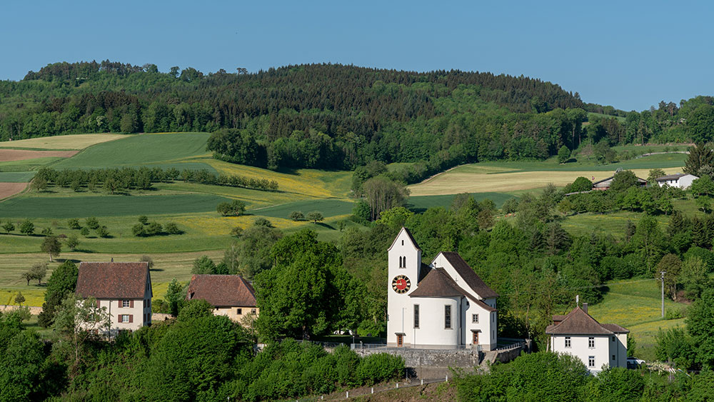 Kirchhügel in Wölflinswil