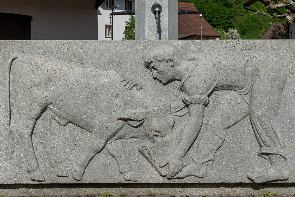 Dorfplatz-Brunnen in Wölflinswil