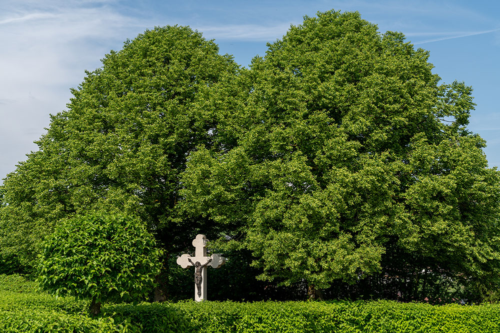 Friedhofskreuz