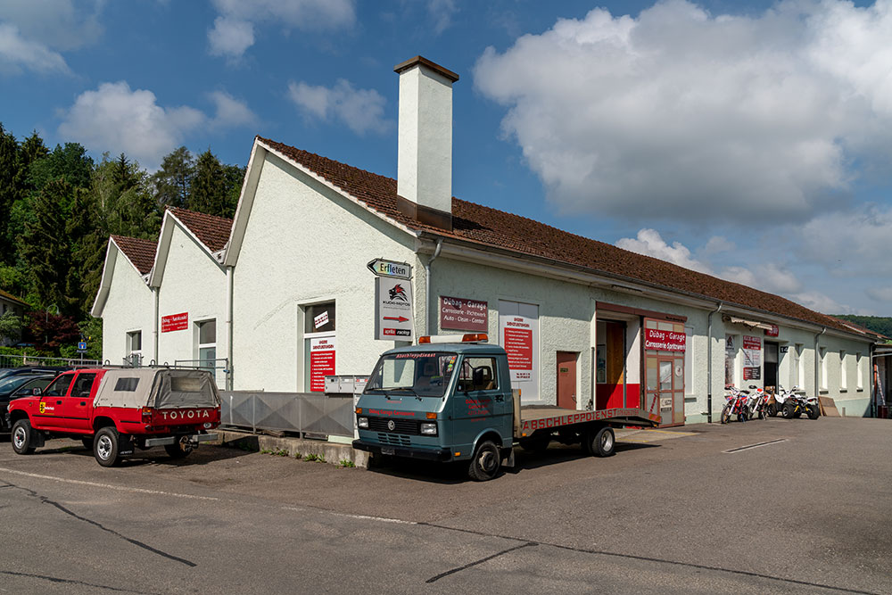 ehemalige Fabrikhalle in Zuzgen