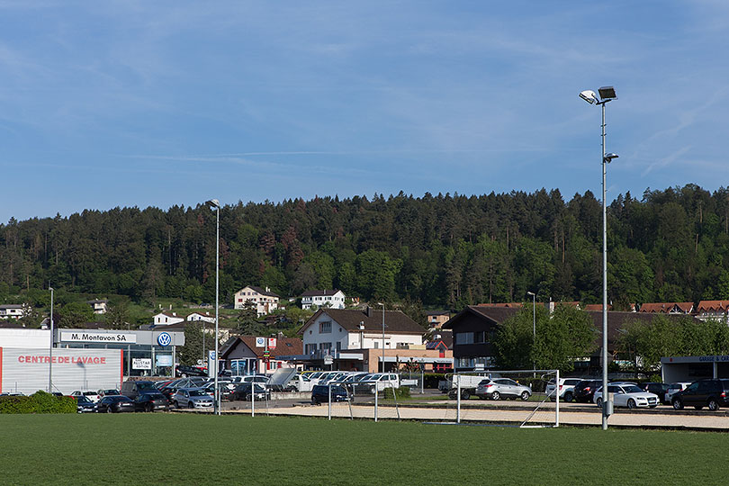 Stade à Develier