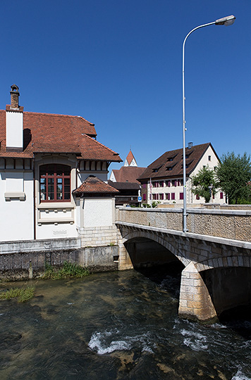 Halle du Pont et l'Allaine 