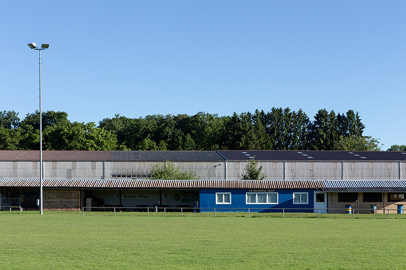 Stade de football de Fahy