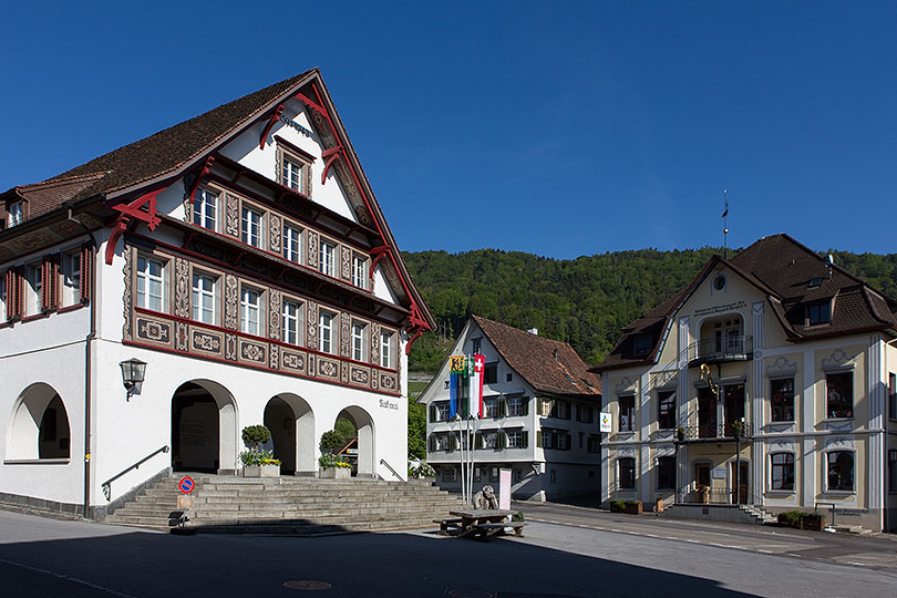 Rathaus, Honglerhaus un Haus der Weinbaugenossenschaft in Berneck