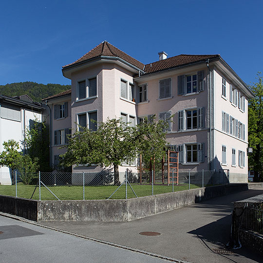 Schulhaus Bünt in Berneck