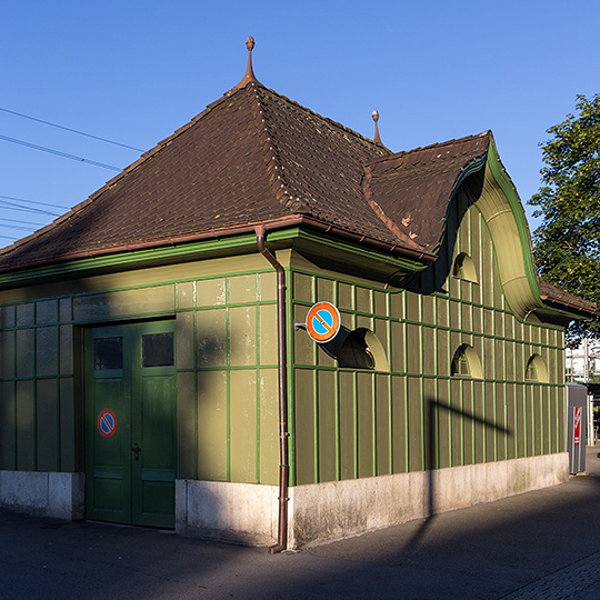 Nebengebäude des Bahnhofs