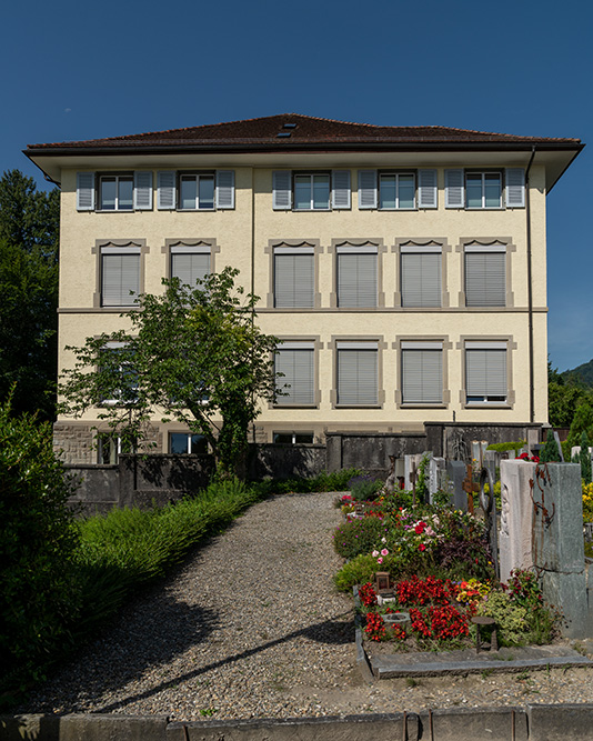 Schulhaus Burggut