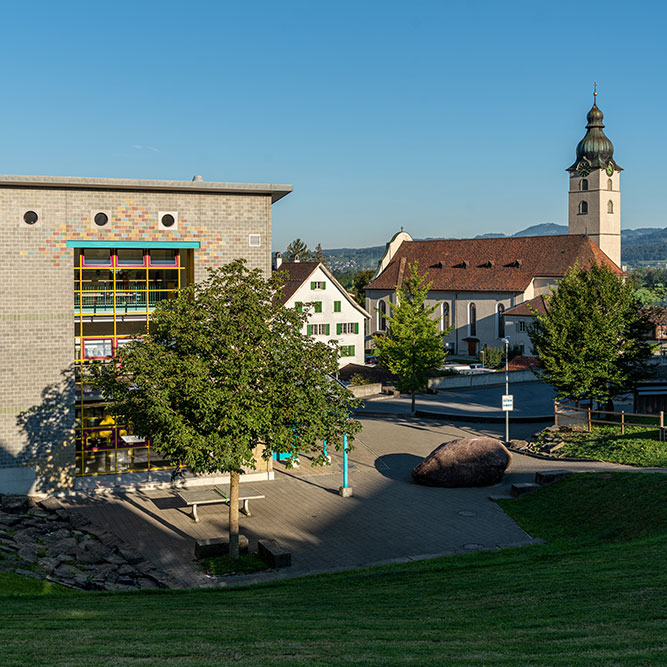 Schulhaus Oberdorf in Benken SG