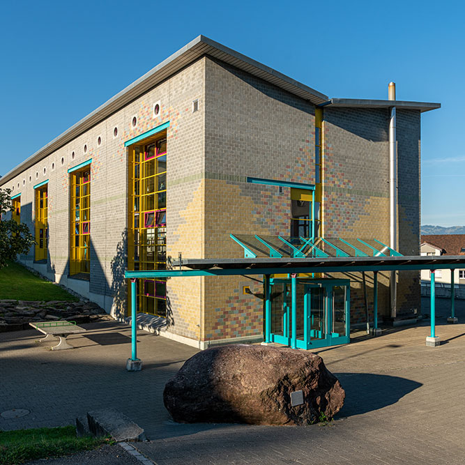 Schulhaus Oberdorf in Benken SG
