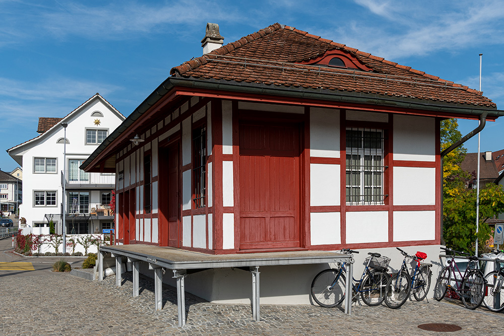 alter Bahnhof der Forchbahn