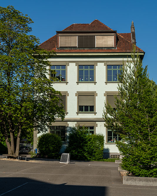 Schulhaus Grabenstrasse